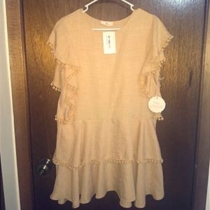 Ruffle and Pom-Pom Tun